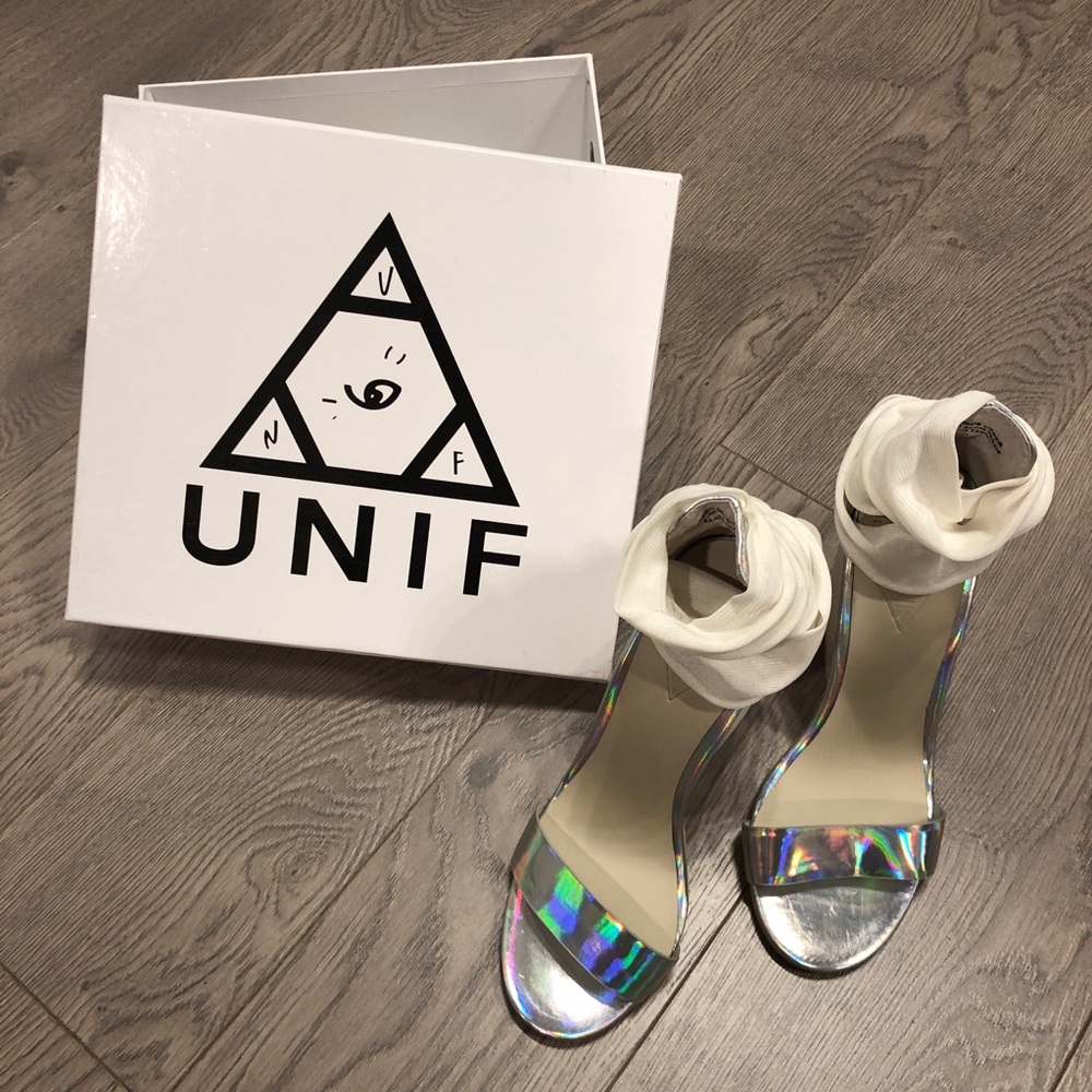 UNIT - Pyre Heels
